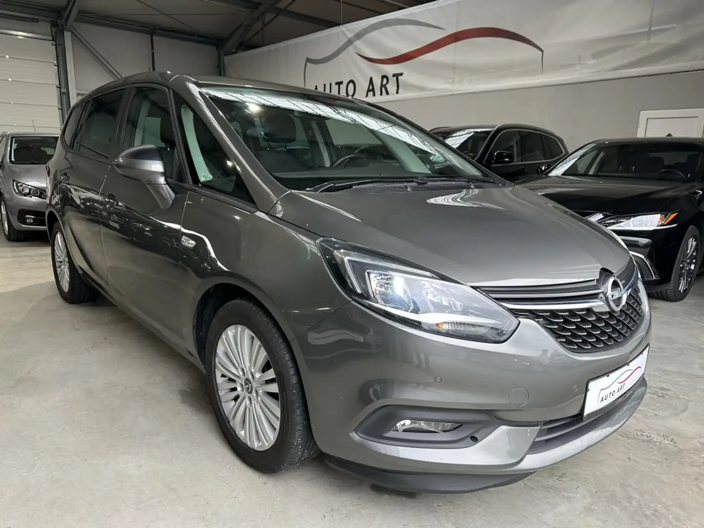 Opel Zafira ON Navi Klima CarPlay 7 Sitzer Šedá - 1