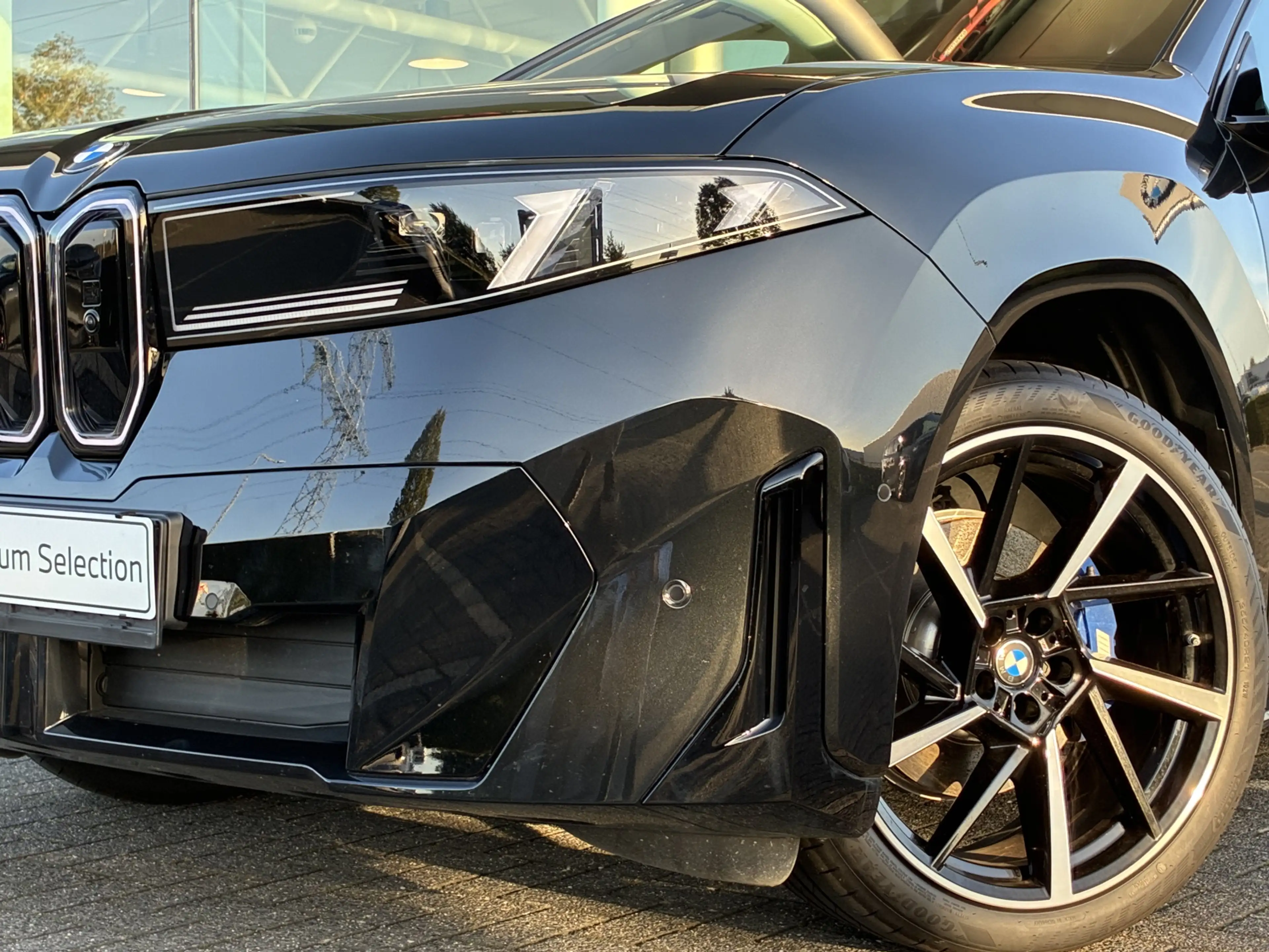 BMW iX3 50 xDrive M Sport / Panoramadak / Trekhaak / 3D He — photo 3