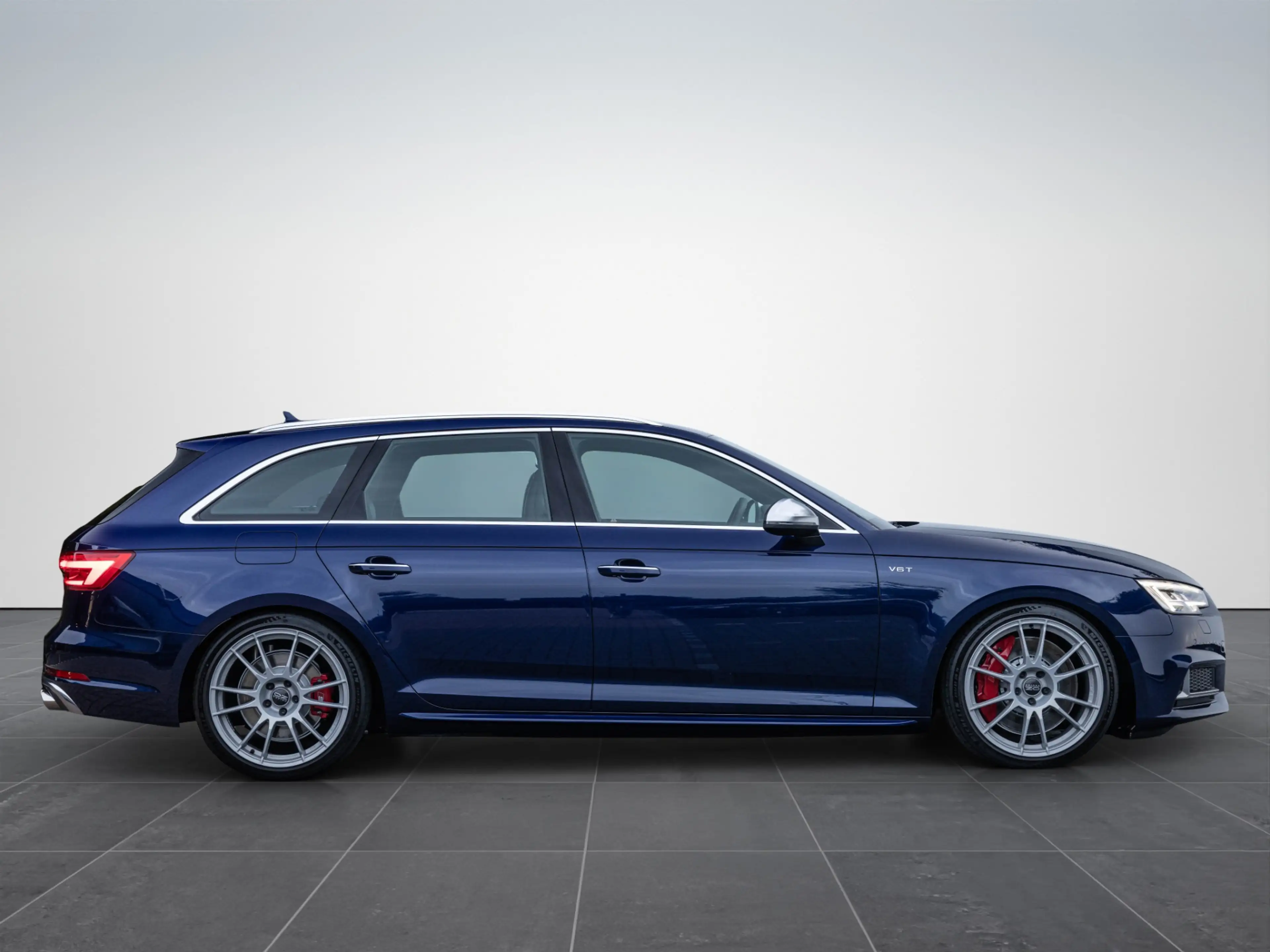 Audi S4 Avant 3.0 TFSI Quattro B&O HuD Massage Milltek KW — photo 10