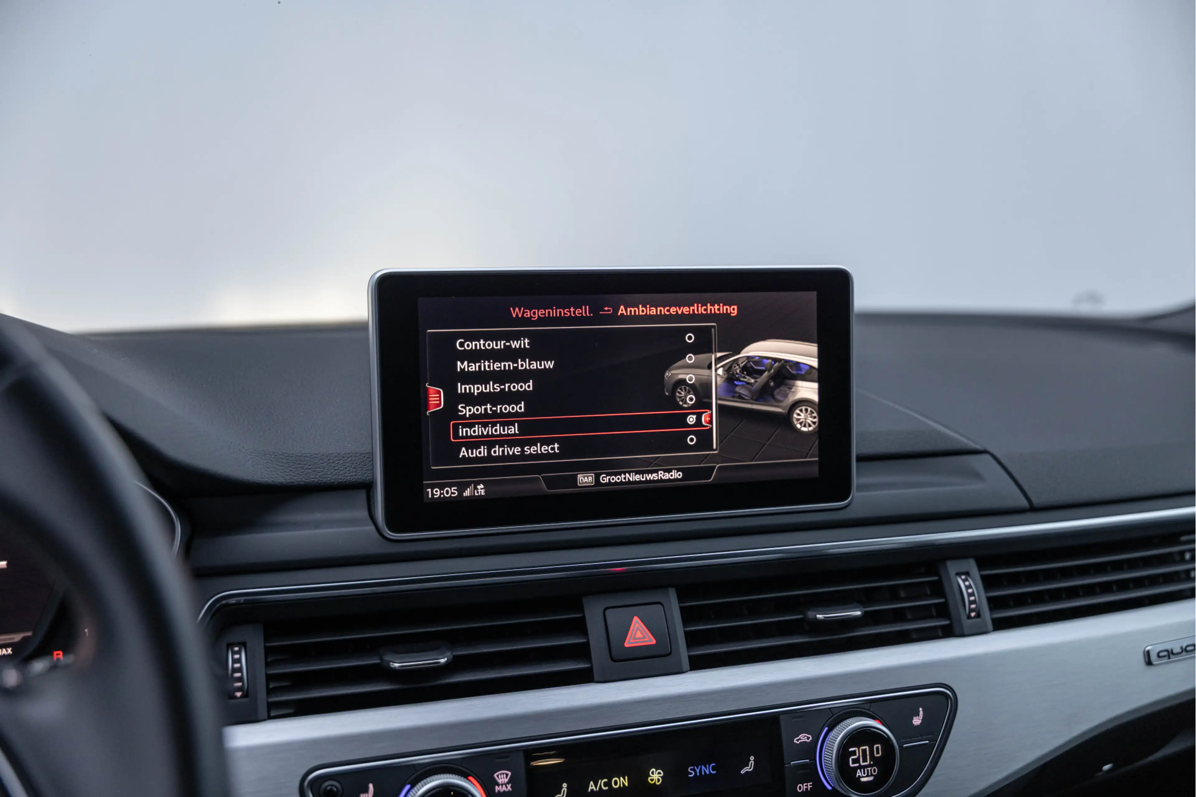 Audi S4 Avant 3.0 TFSI Quattro B&O HuD Massage Milltek KW — photo 31