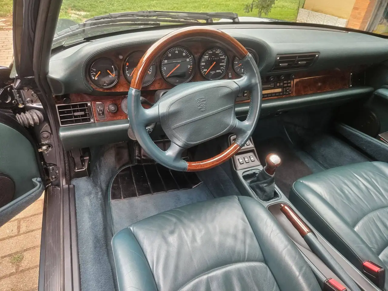 Porsche 993 911 Carrera 4, foto 12