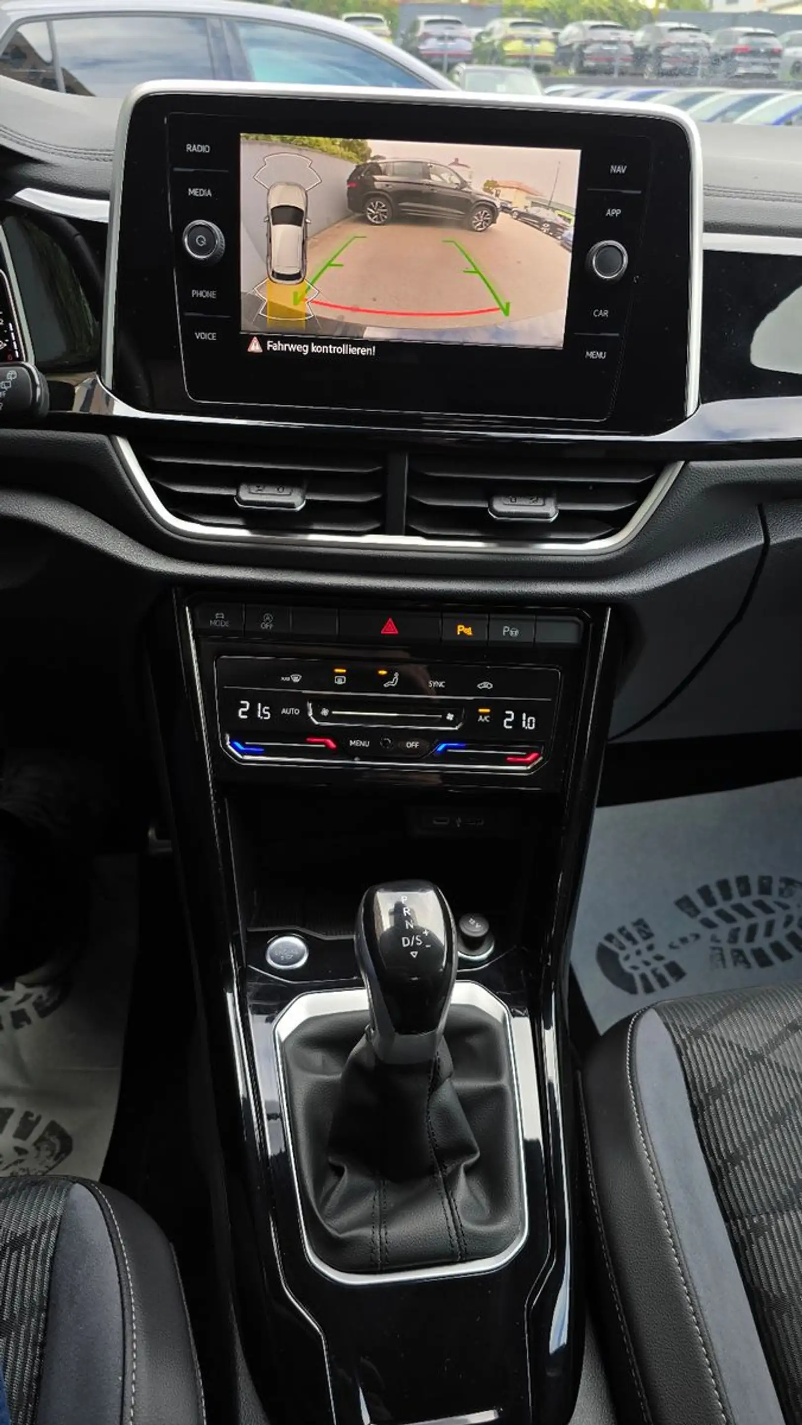 Volkswagen T-Roc 2.0 TDI DSG 3 x R-Line Virtual/ACC/K-less — photo 11