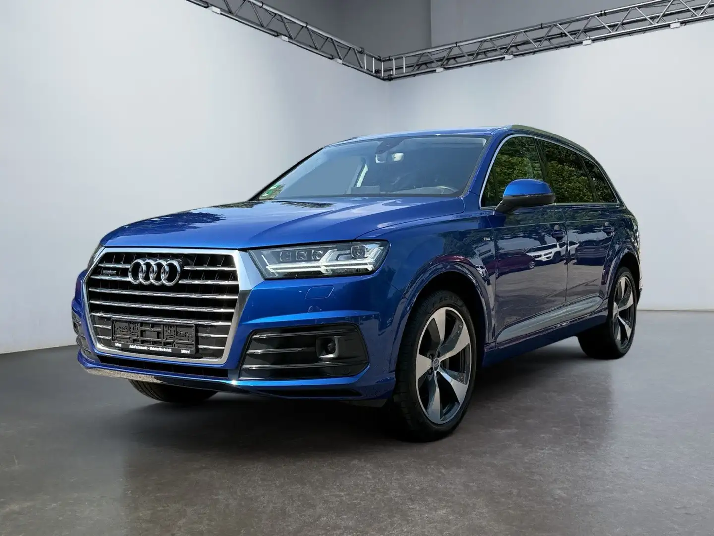Audi Q7 3.0 TDI quattro S-Line Blau - 1