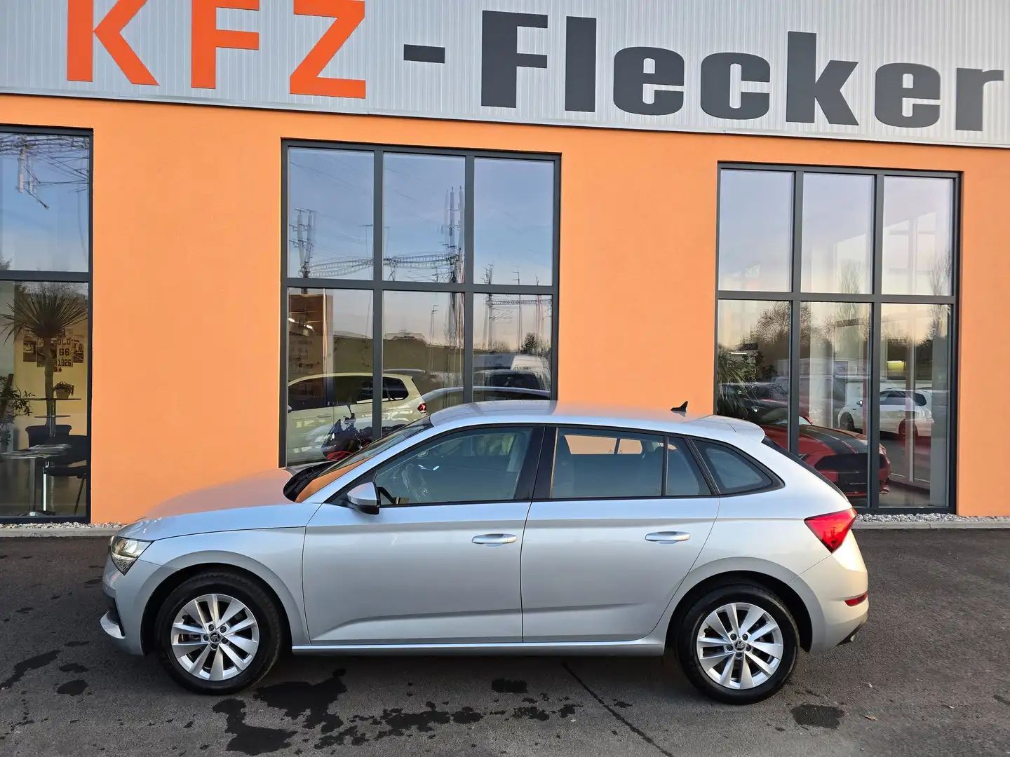 Skoda Scala Ambition Grau - 2