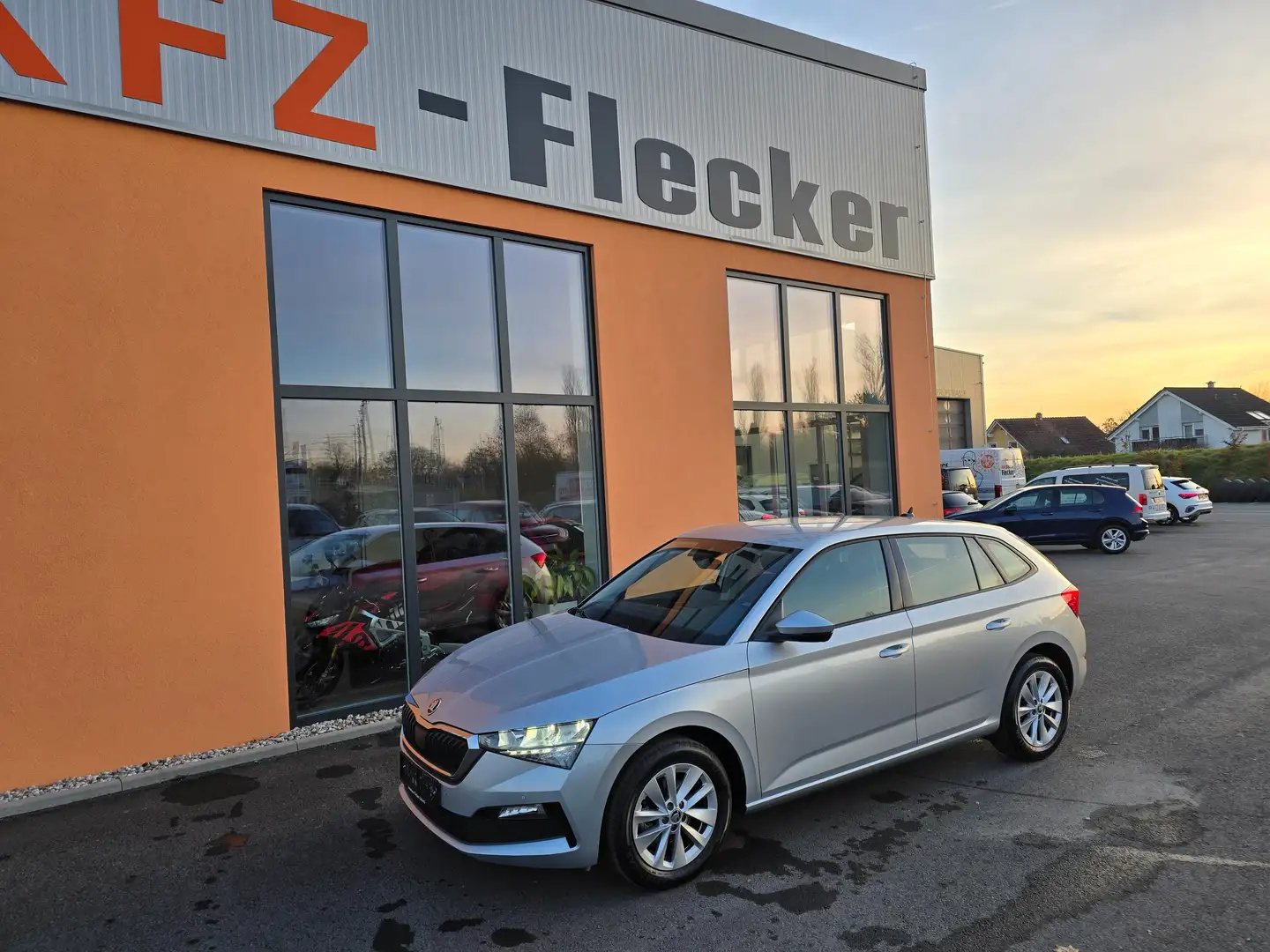 Skoda Scala Ambition Grau - 1