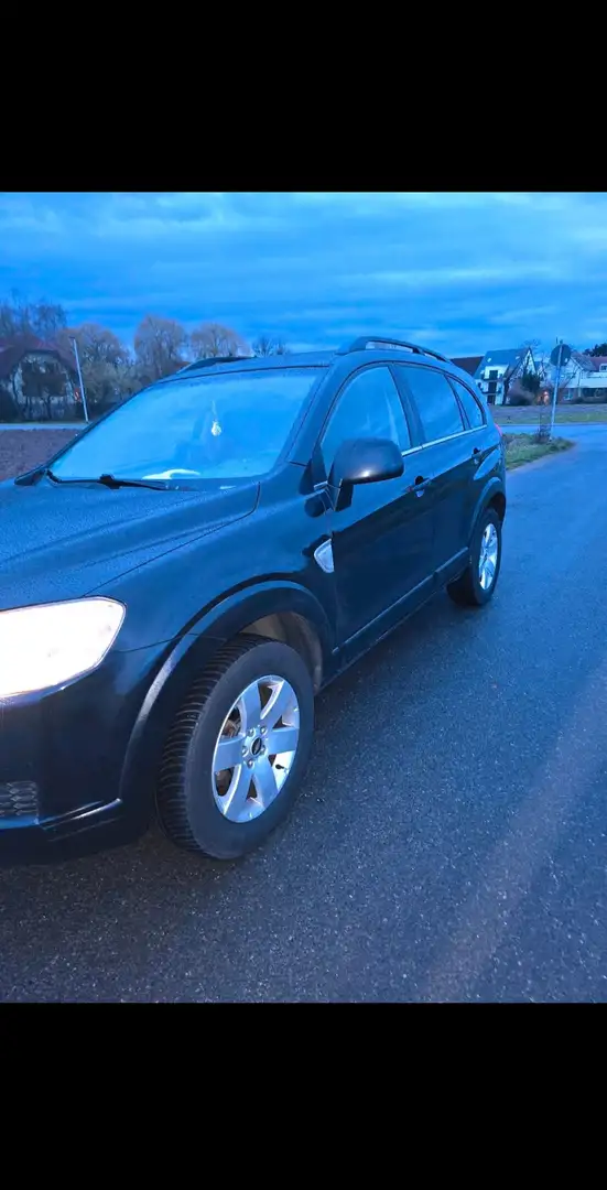 Chevrolet Captiva 2.4 2WD 5 Sitzer LS Schwarz - 2