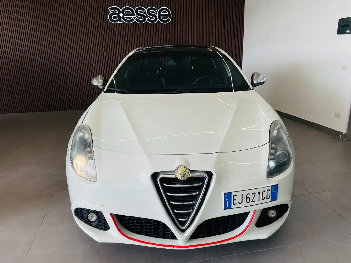 Alfa Romeo Giulietta 1.6 JTDm-2 105 CV Distinctive Bianco - 2