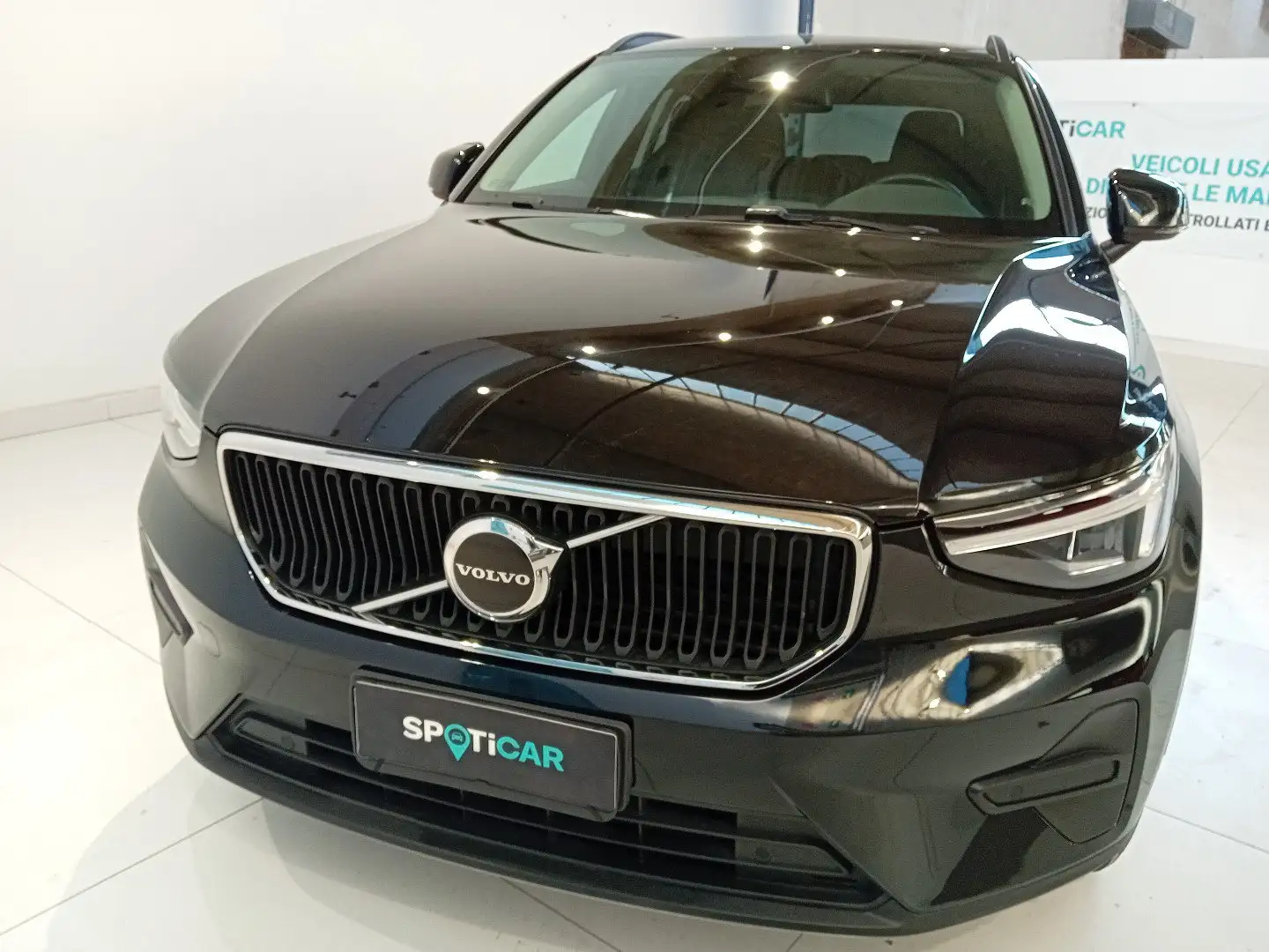 Volvo XC40 XC40 B3 automatico Core Noir - 2