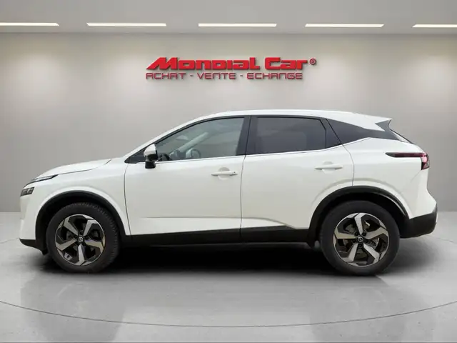 Nissan Qashqai view 3