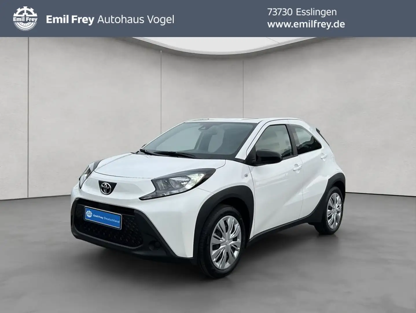 Toyota Aygo X X 1.0 S-CVT Play Weiß - 1