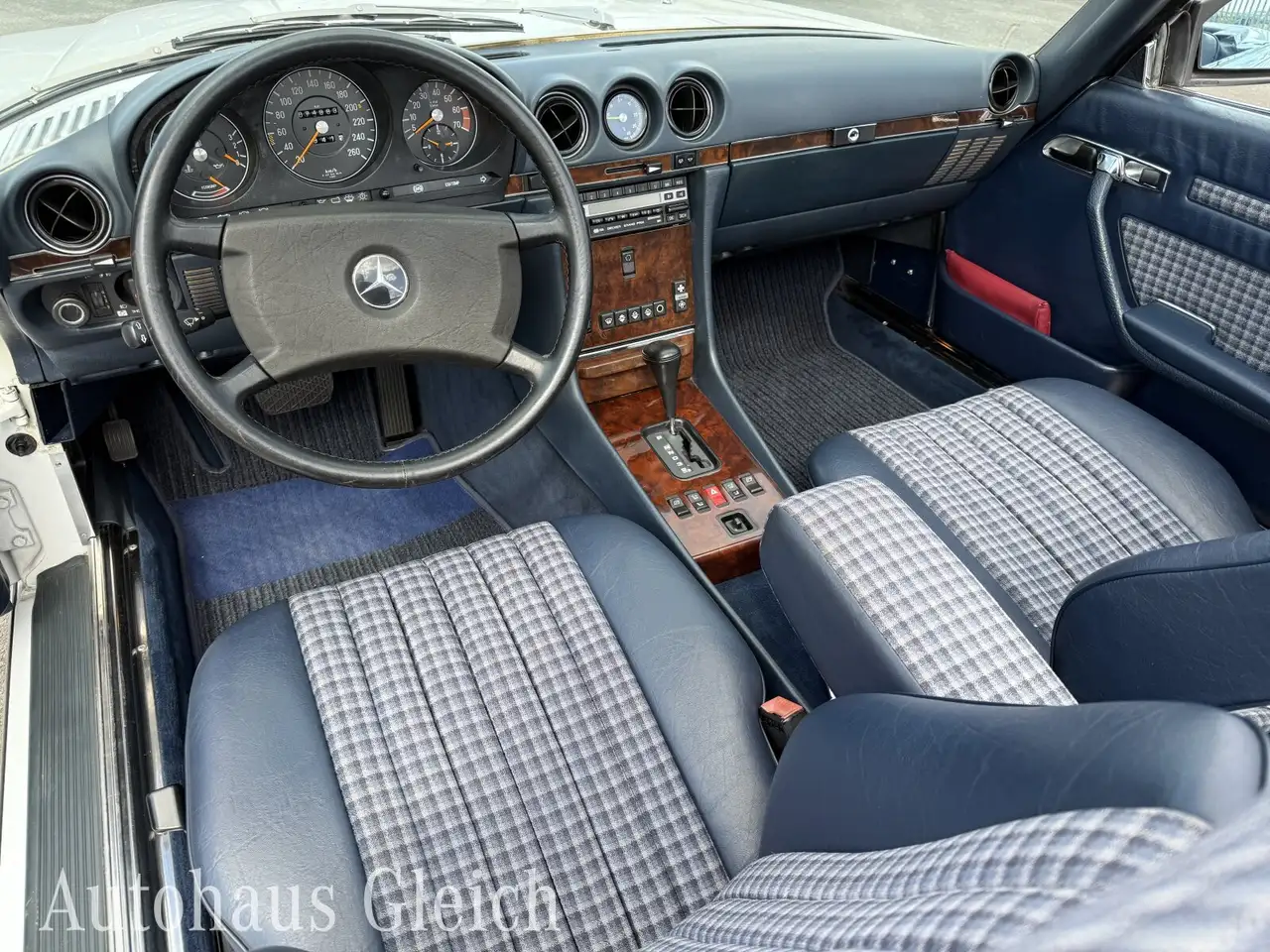 Mercedes-Benz 560 SL Klima/Sitzhzg./Radio MB - Exquisit - Radio MB - Exquisit - Japan/Verdeckstoff dunkelblau, foto 9