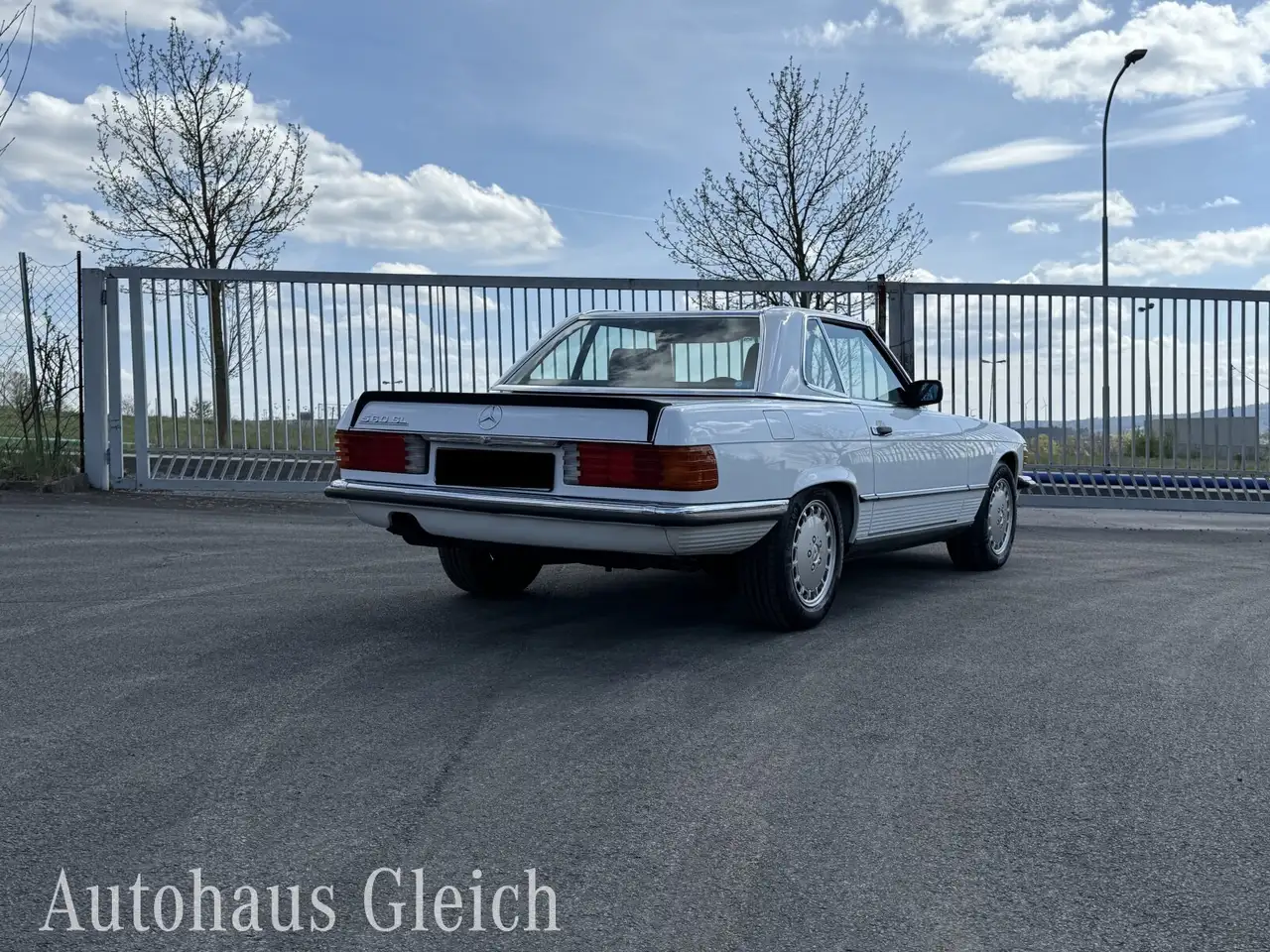 Mercedes-Benz 560 SL Klima/Sitzhzg./Radio MB - Exquisit - Radio MB - Exquisit - Japan/Verdeckstoff dunkelblau, foto 5