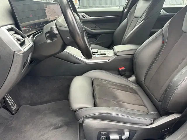 BMW I4 view 14