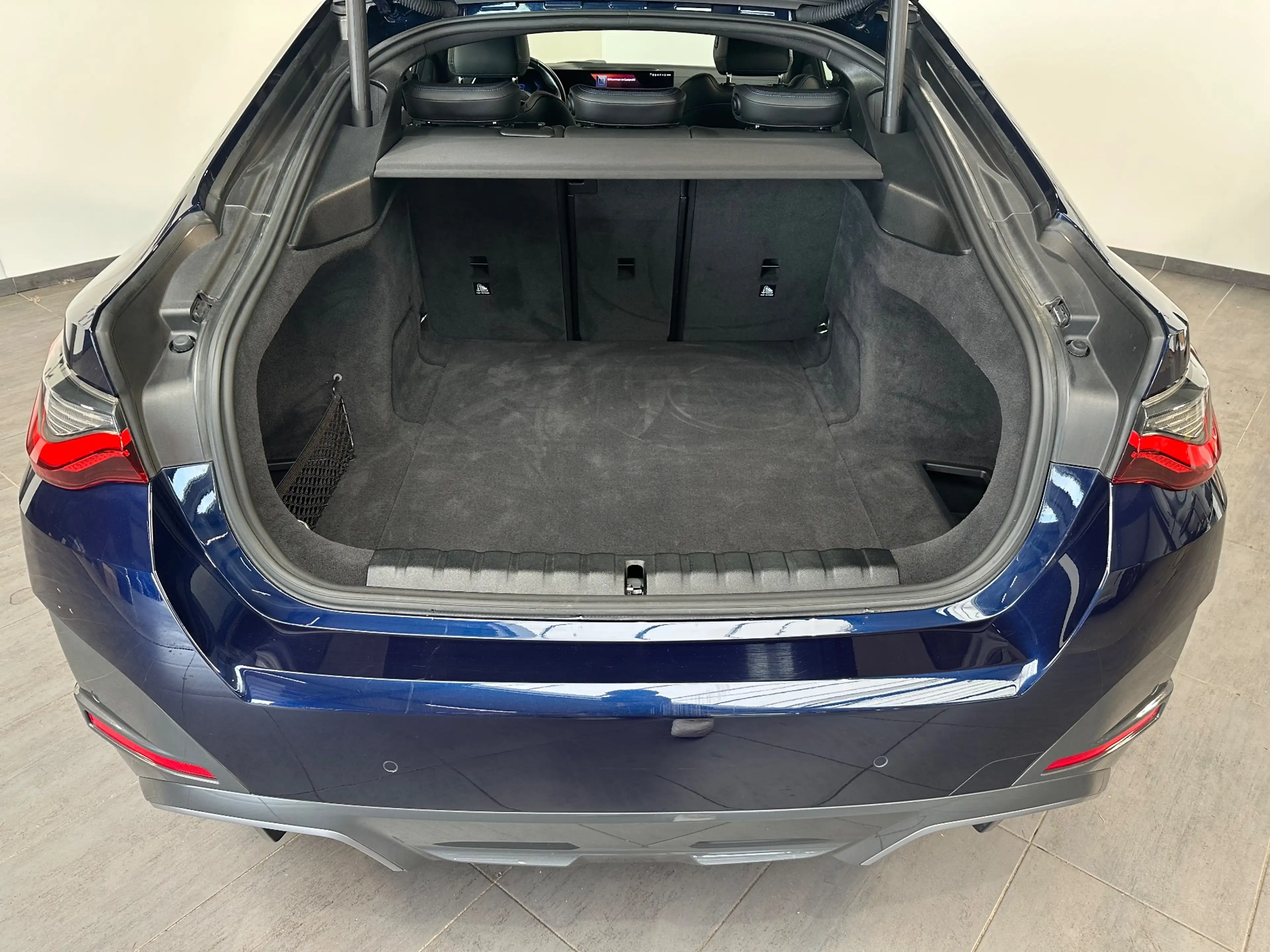 BMW i4 eDrive40 Gran Coupé M-Sport NAV+LED+KAM+19ZO+H&K — photo 8