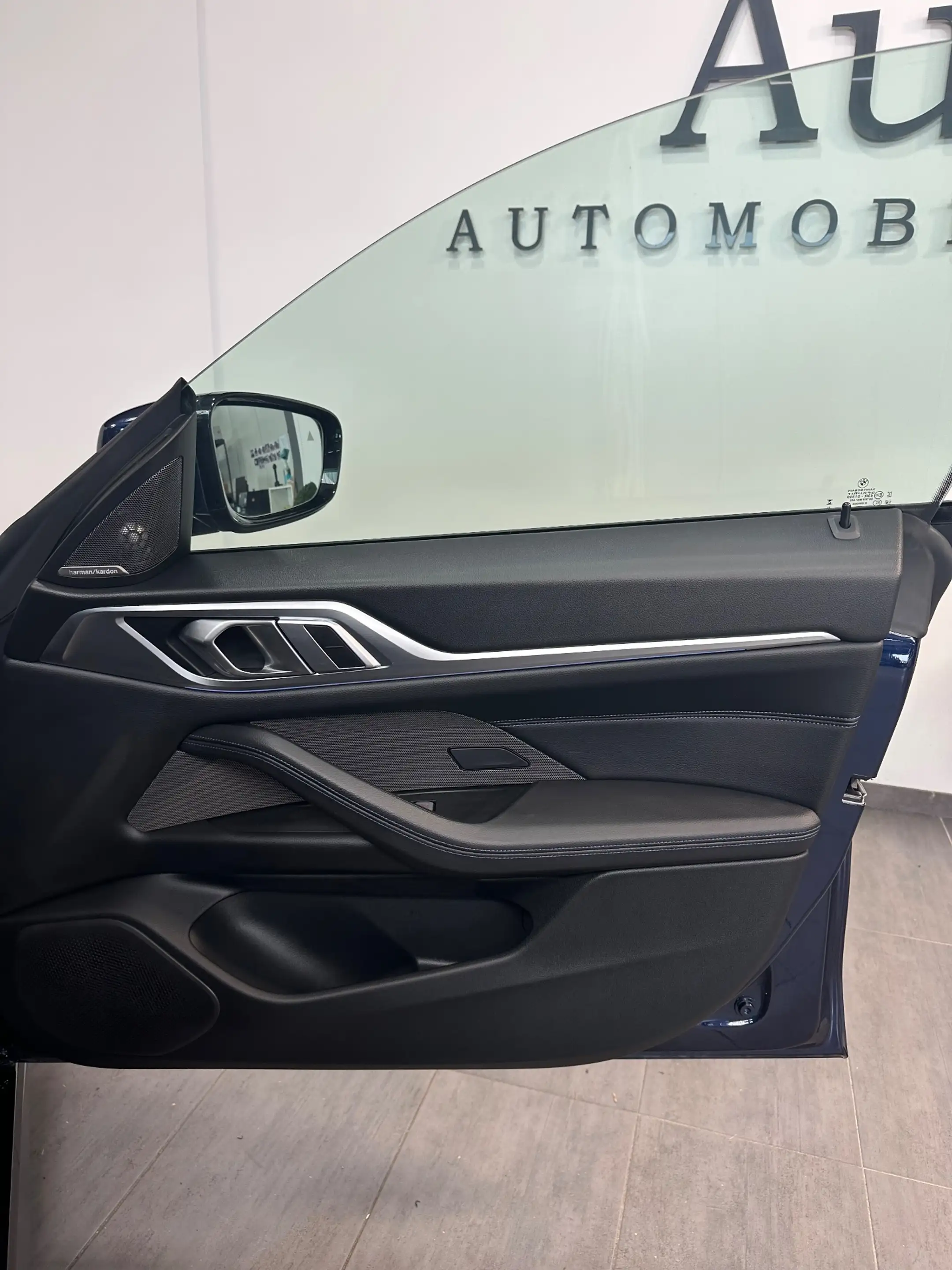 BMW i4 eDrive40 Gran Coupé M-Sport NAV+LED+KAM+19ZO+H&K — photo 7