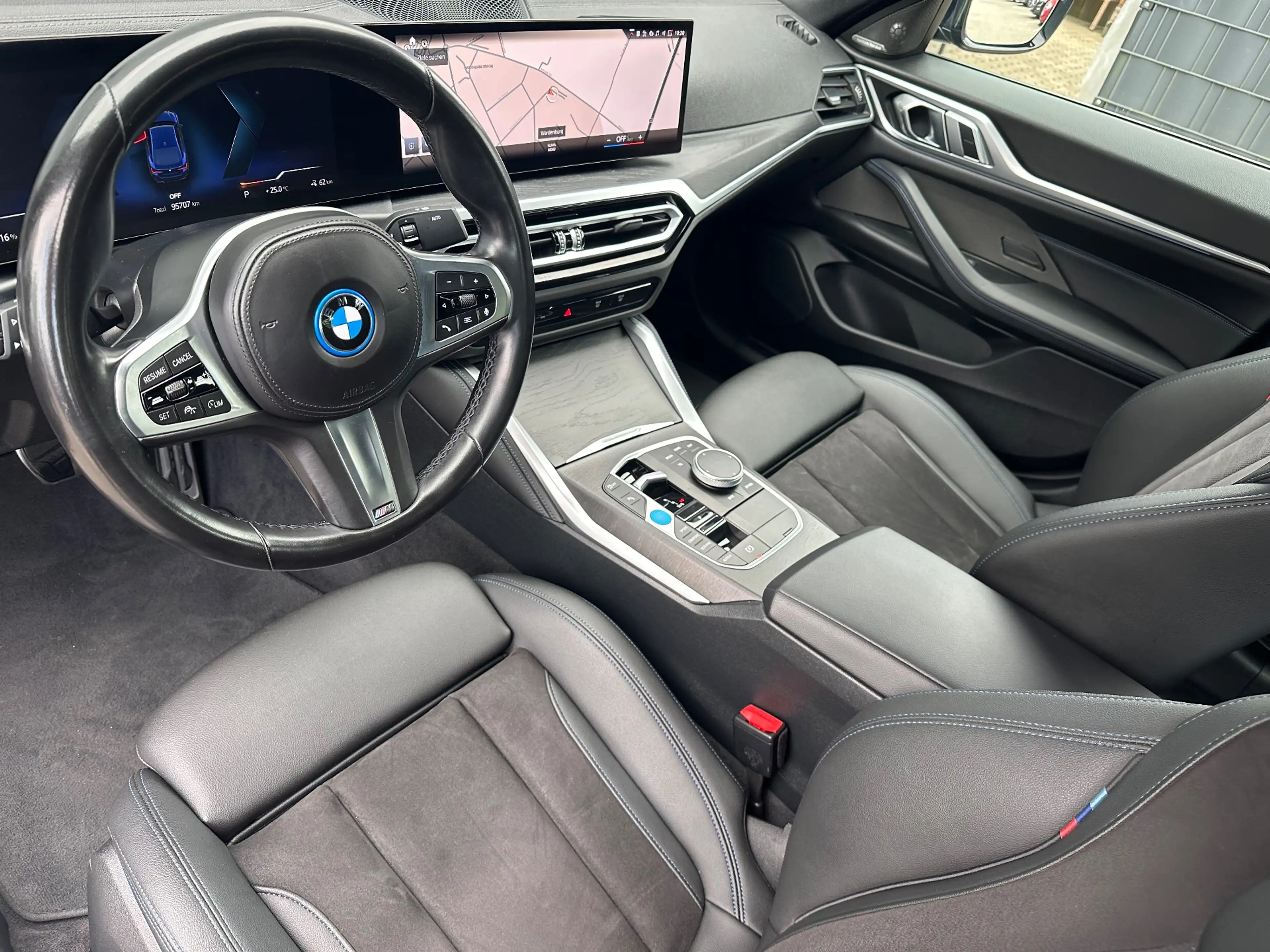 BMW i4 eDrive40 Gran Coupé M-Sport NAV+LED+KAM+19ZO+H&K — photo 13