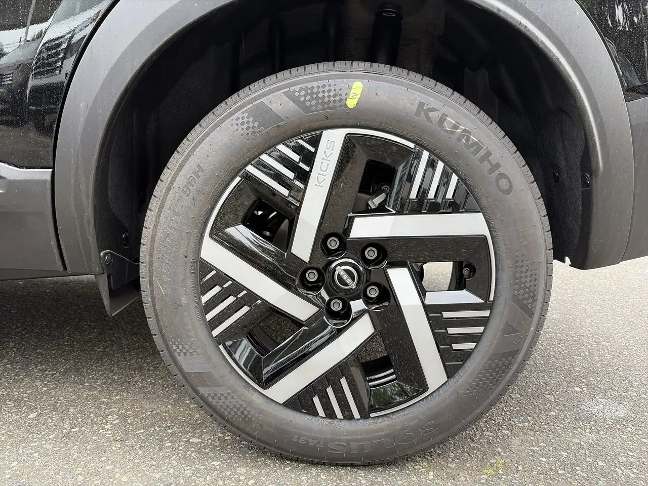 Nissan Kicks photo Nissan Kicks