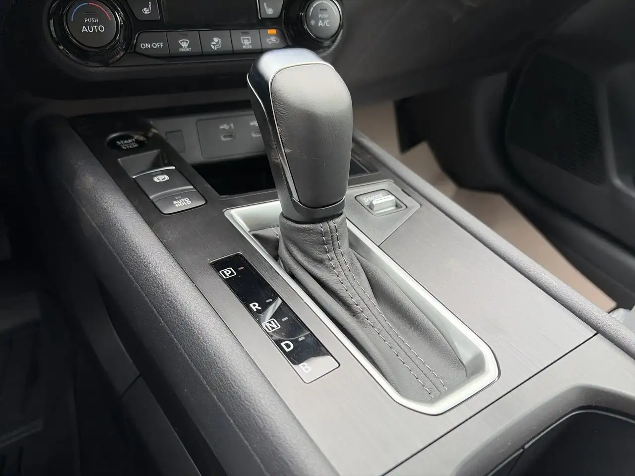 Nissan Kicks photo Nissan Kicks