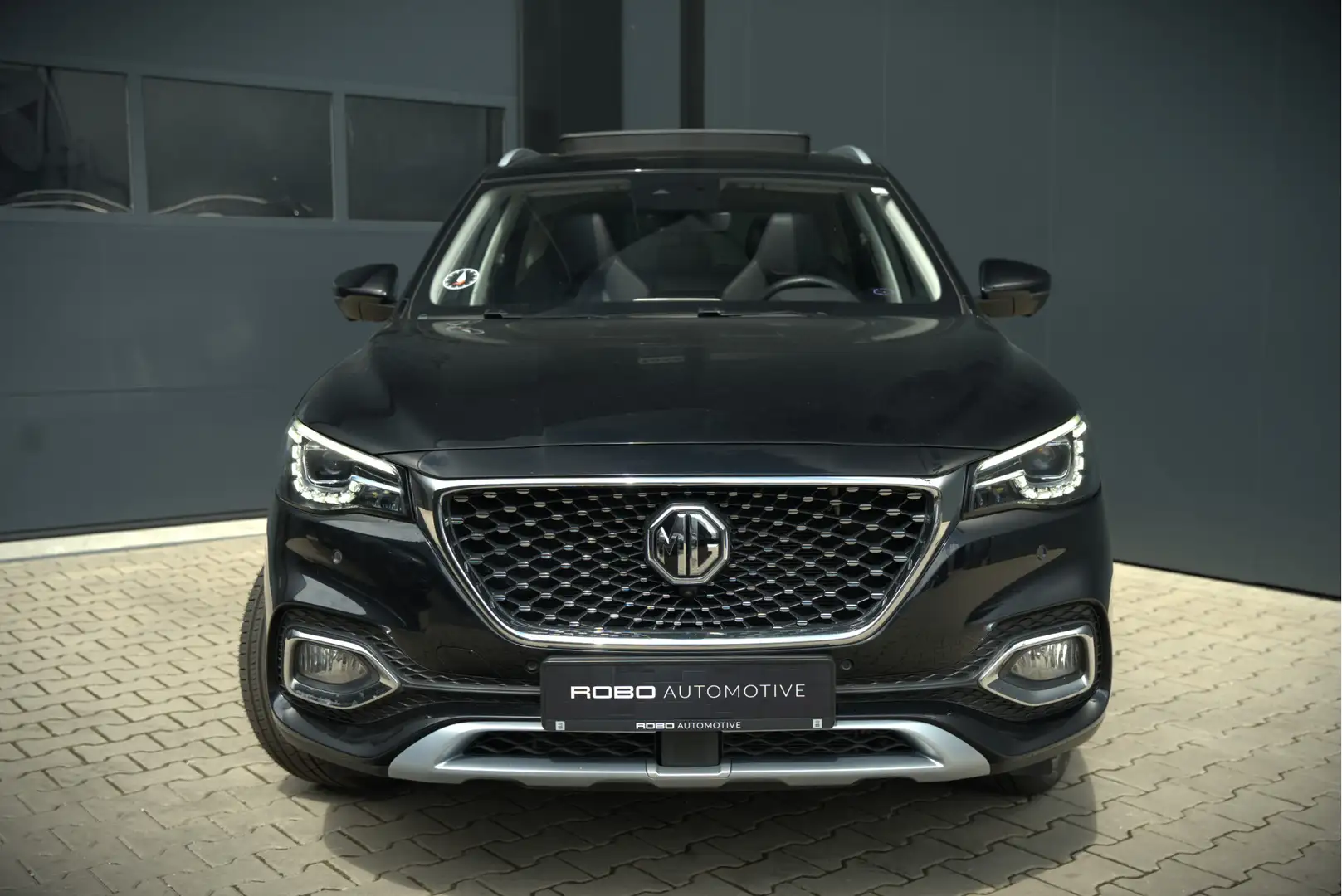 MG EHS 1.5 TGDI Luxury | Panoramadak | Keyless | Fabrieks Zwart - 2