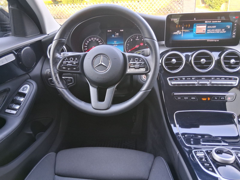 Mercedes-Benz C 220 d T Modell mit AVANTGARDE Motorhaube — photo 10
