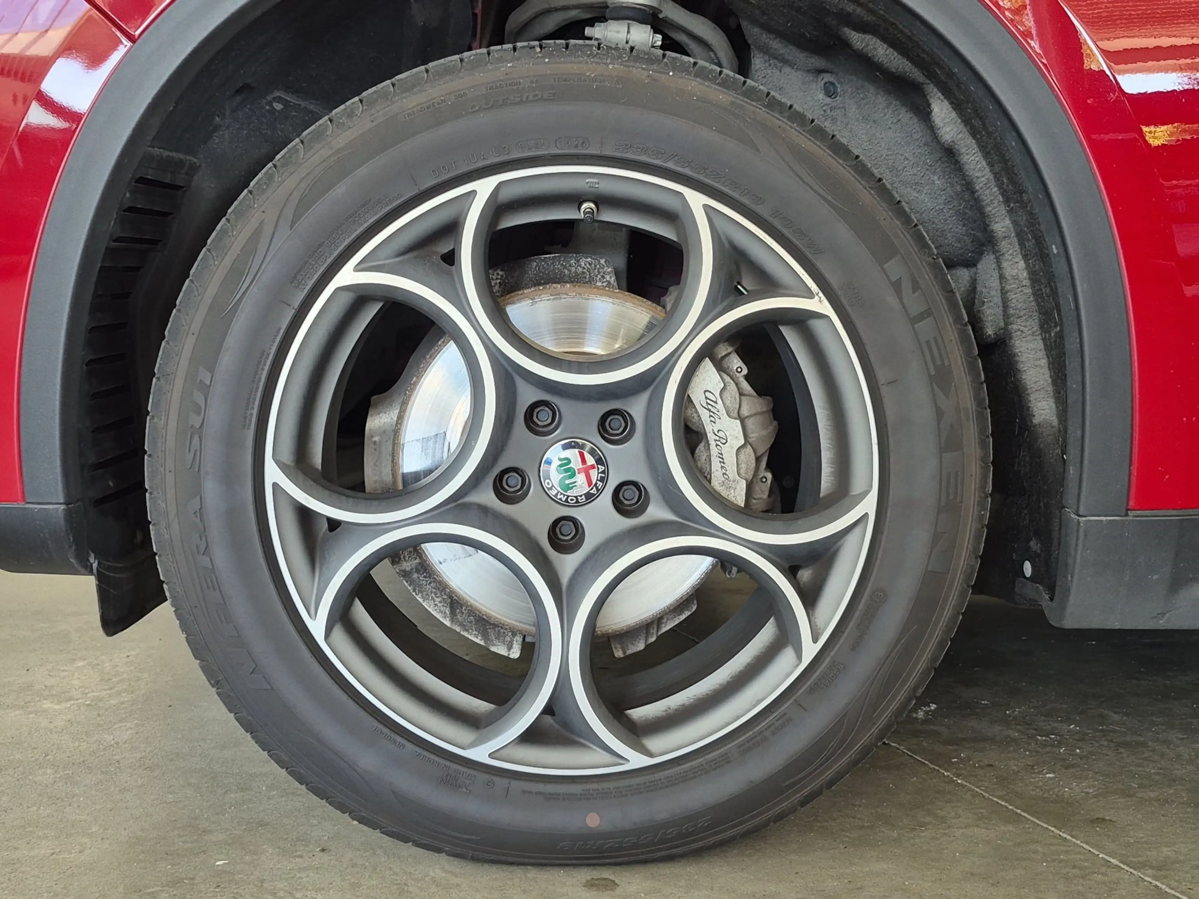 Alfa Romeo Stelvio Super Q4 / Kommission — photo 6