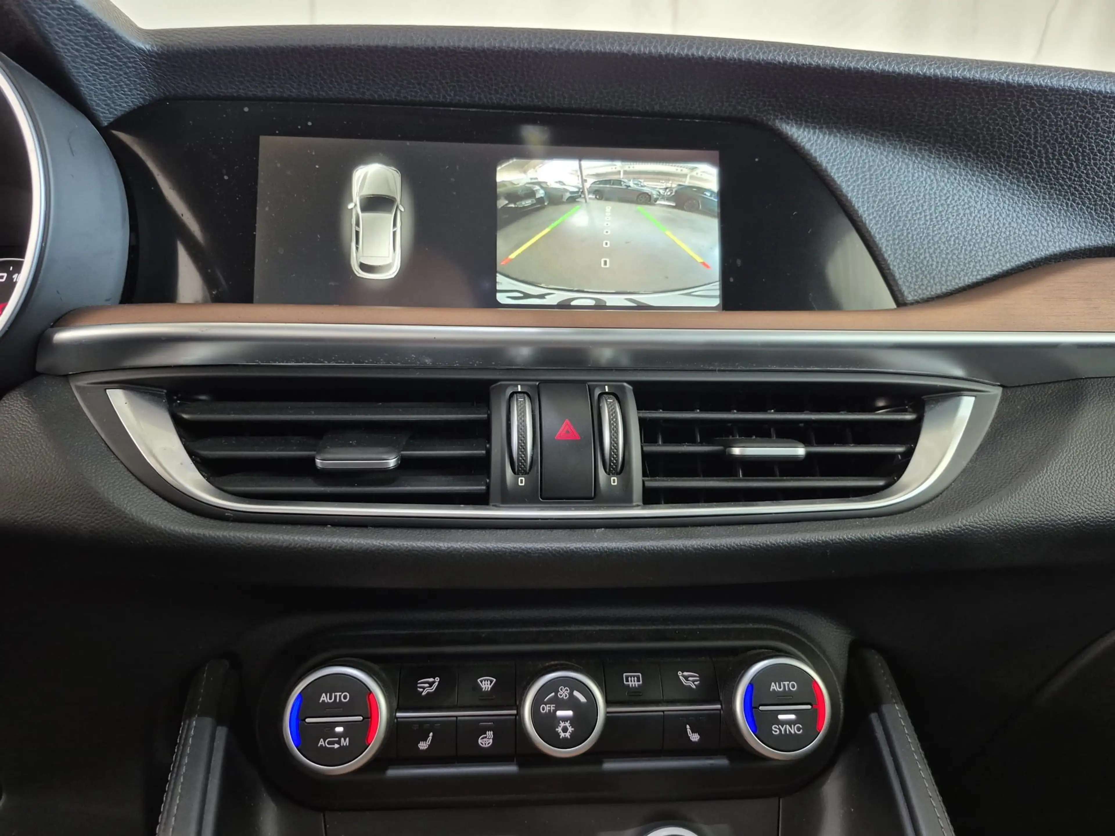 Alfa Romeo Stelvio Super Q4 / Kommission — photo 15