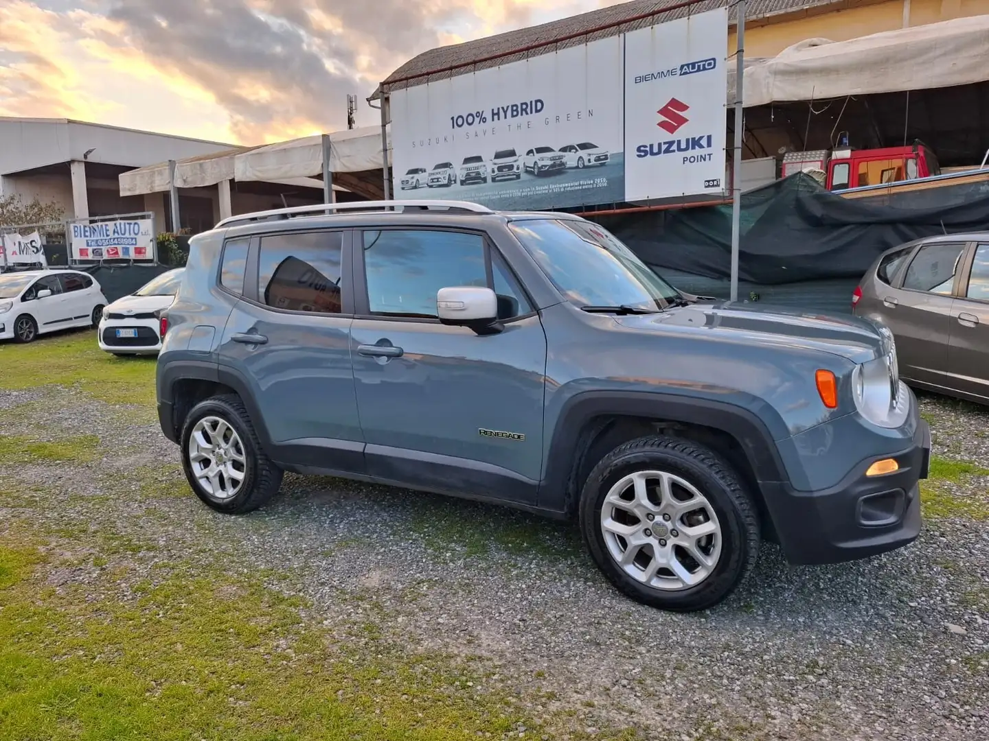 Jeep Renegade Renegade 2.0 Mjt 140CV 4WD Active Drive Limited Grijs - 2