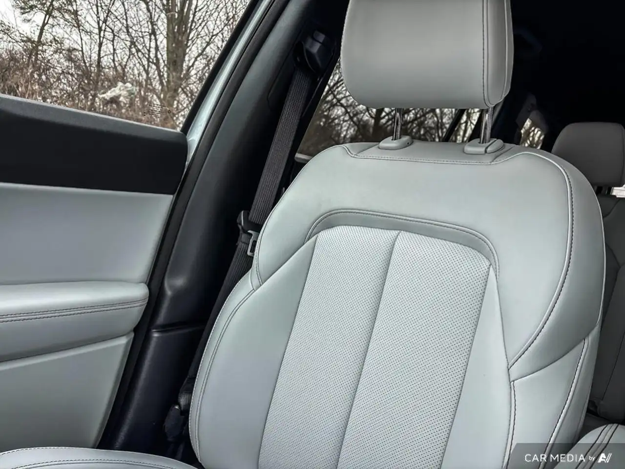 Jeep Cherokee снимка Jeep Cherokee