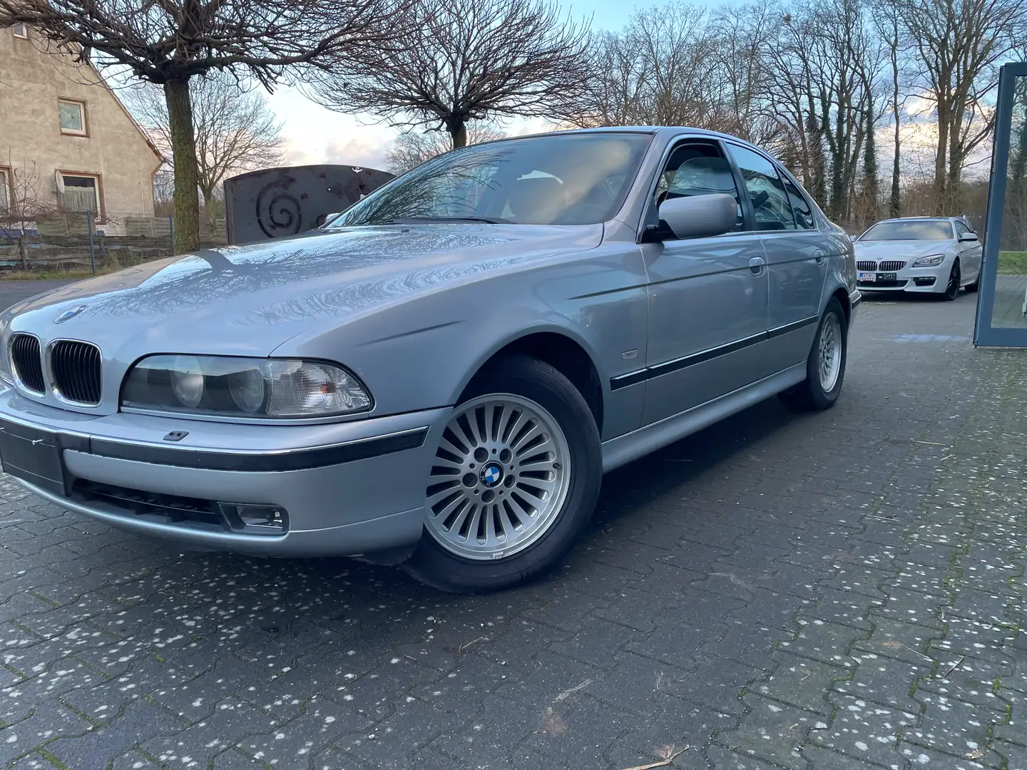 BMW 528 528i / Automatik / 1.Hd / Leder Срібний - 2