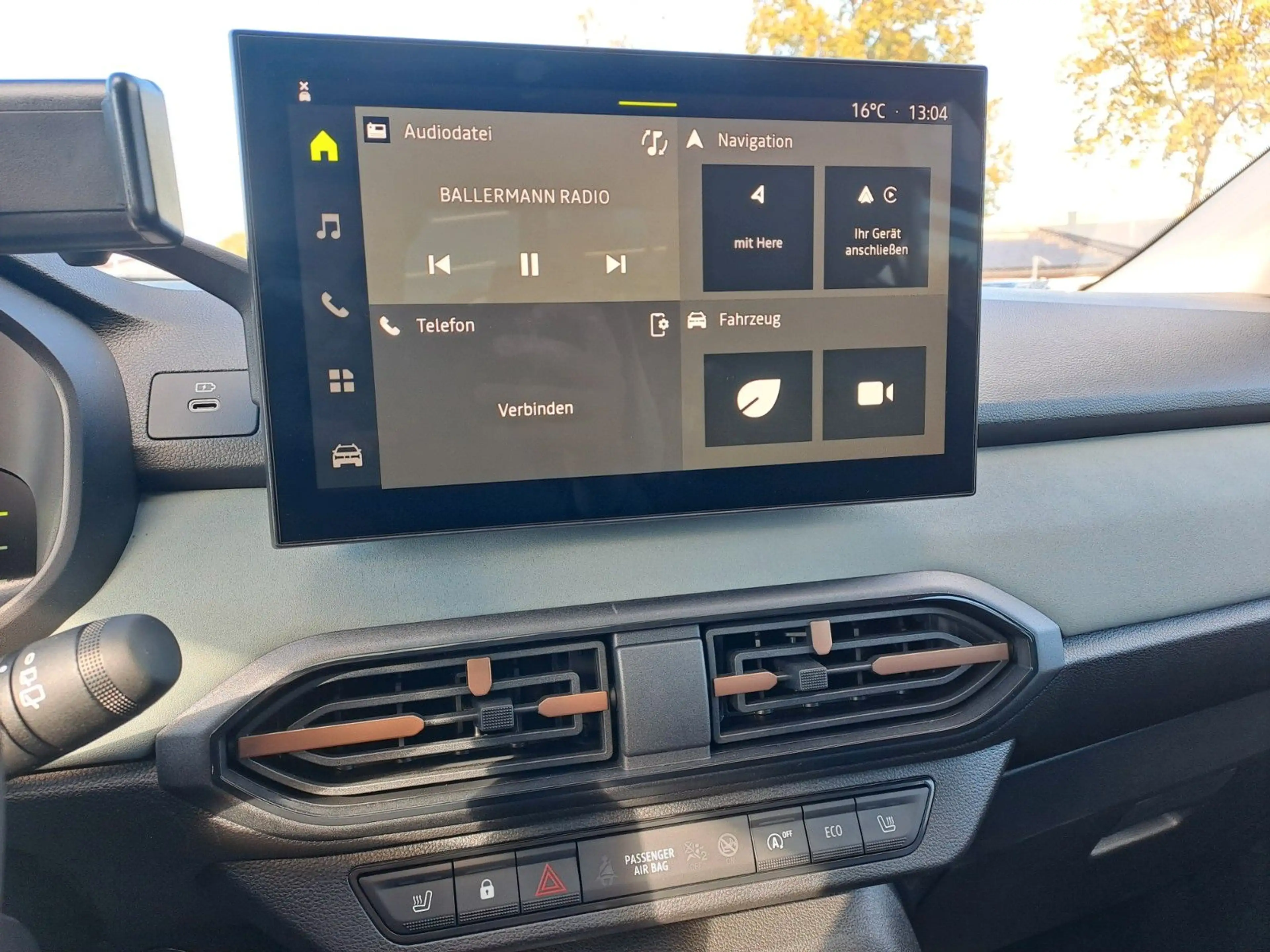Dacia Sandero Stepway Extreme TCe 110 — photo 17