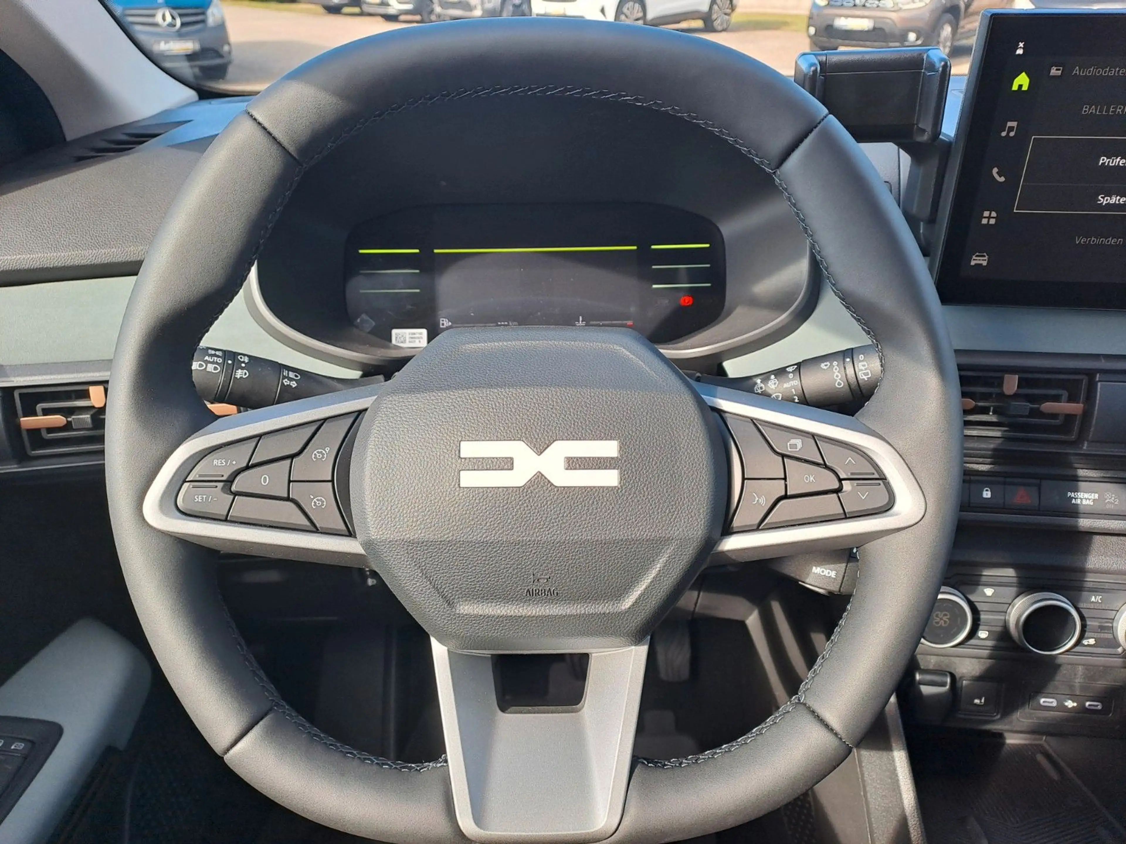 Dacia Sandero Stepway Extreme TCe 110 — photo 16