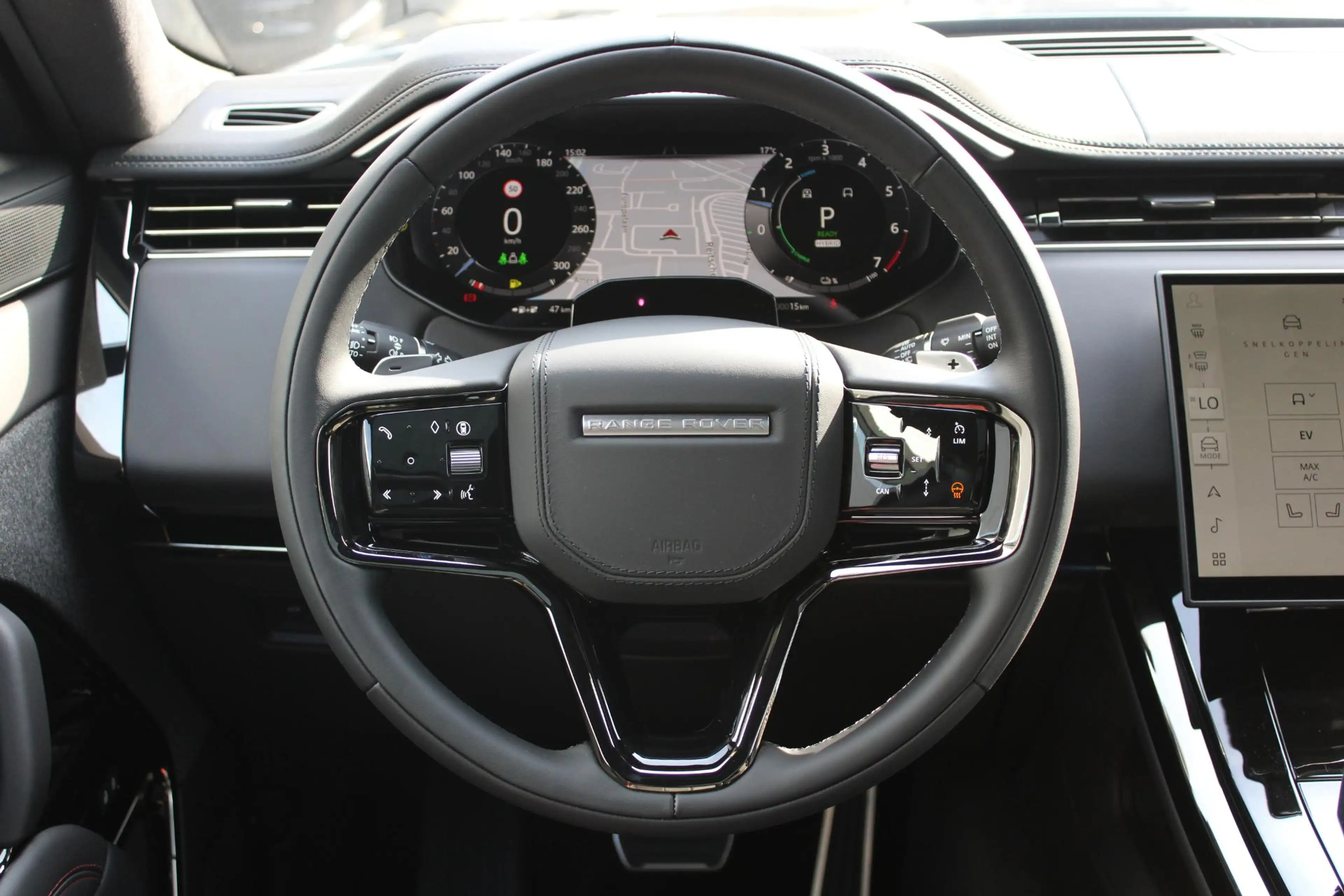 Land Rover Range Rover Sport P460e BATTERSEA EDITION — photo 11