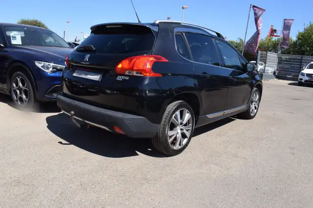 Peugeot 2008 view 8