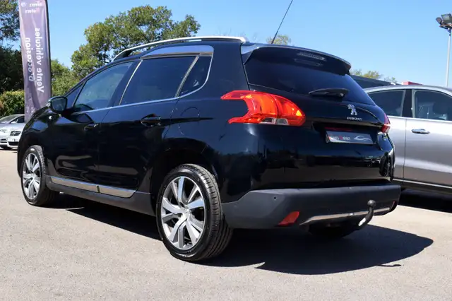 Peugeot 2008 view 3