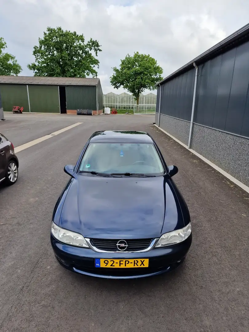 Opel Vectra 1.8-16V Business Edition Azul - 2