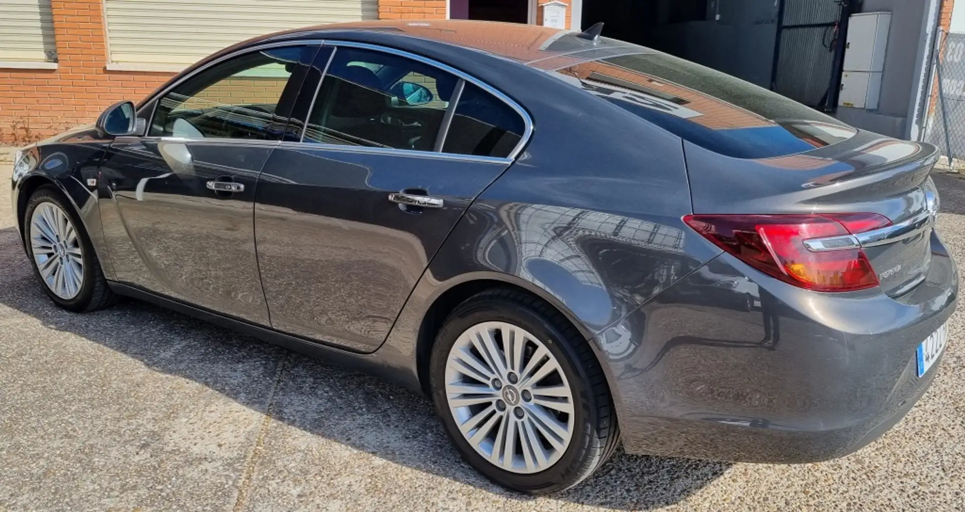 Opel Insignia 2.0CDTI ecoF. S&S Excellence 140 Gris - 2