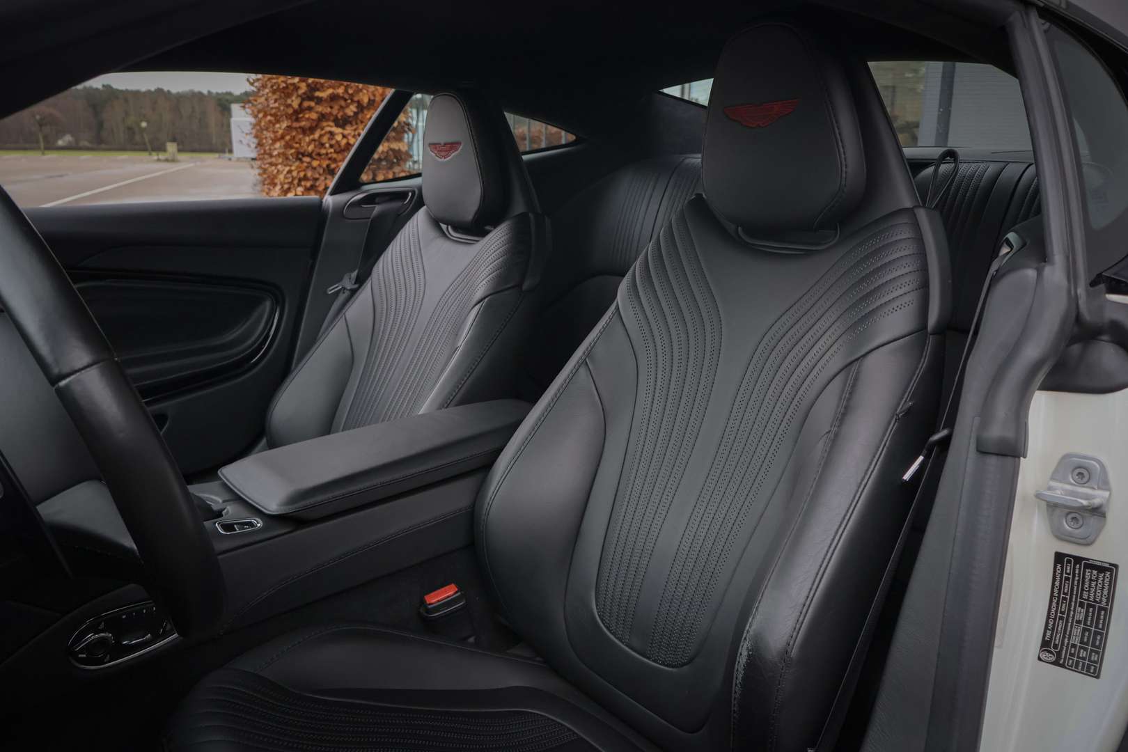 Aston Martin DB11 5.2 V12 -  - Joinsteer - #3