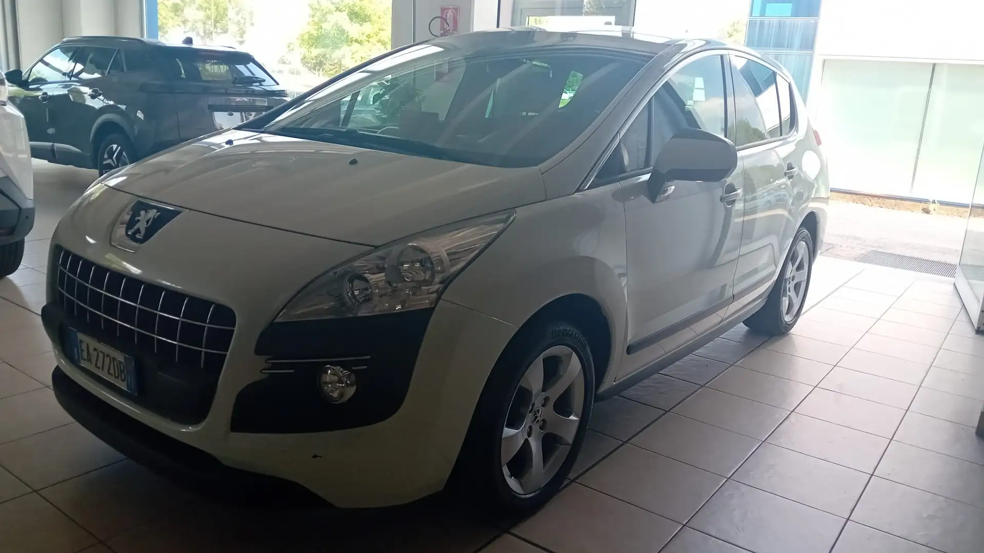 Peugeot 3008 3008 I 1.6 hdi 16v Tecno robot fap Bianco - 2