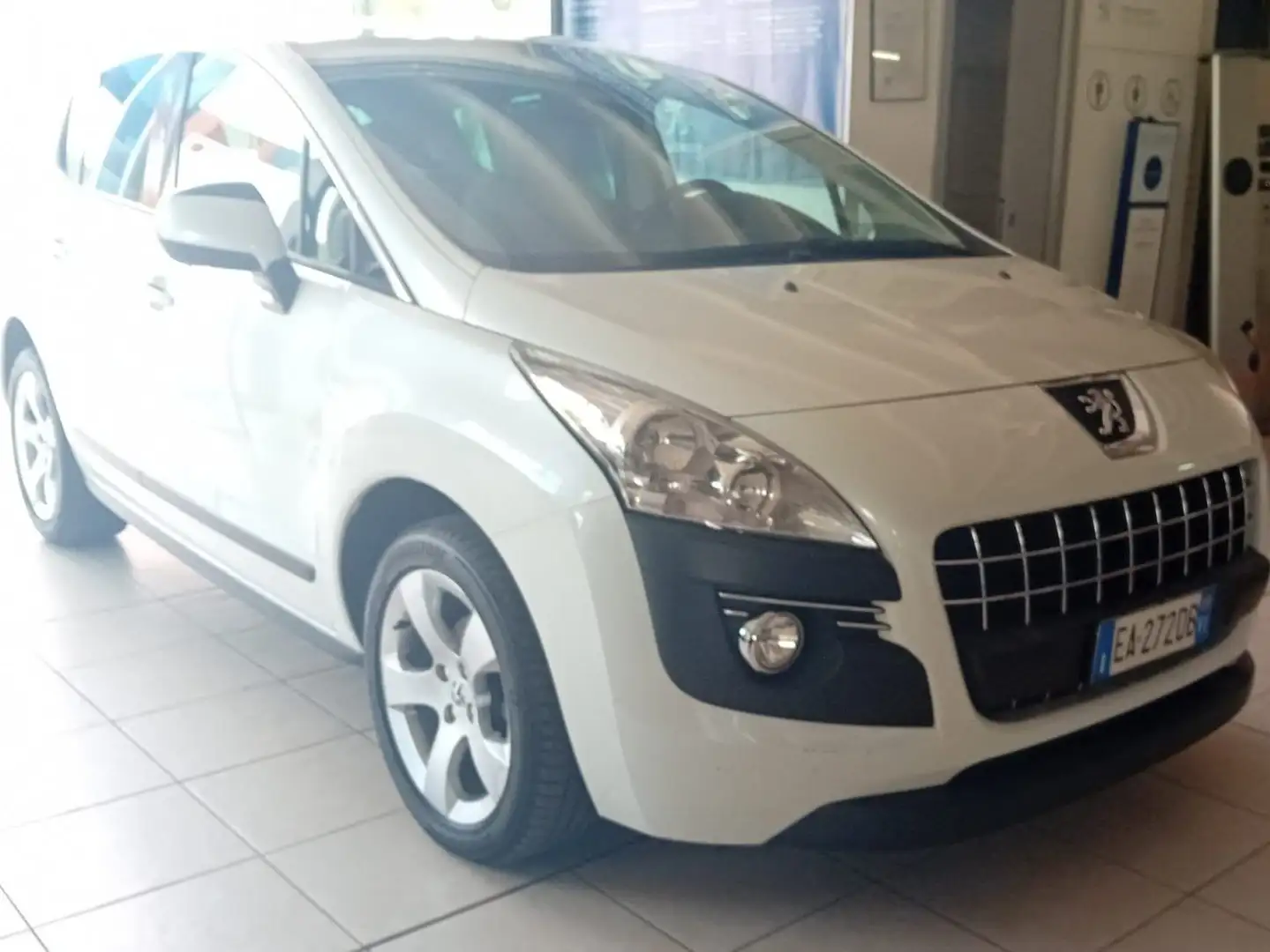 Peugeot 3008 3008 I 1.6 hdi 16v Tecno robot fap Bianco - 1