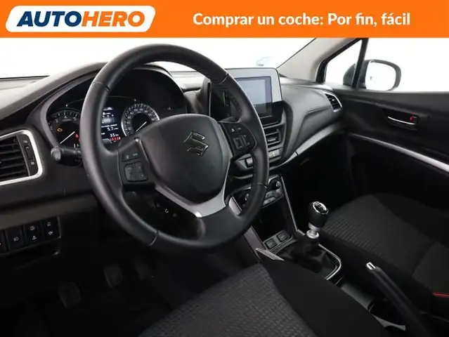 Suzuki SX4 S-Cross view 12