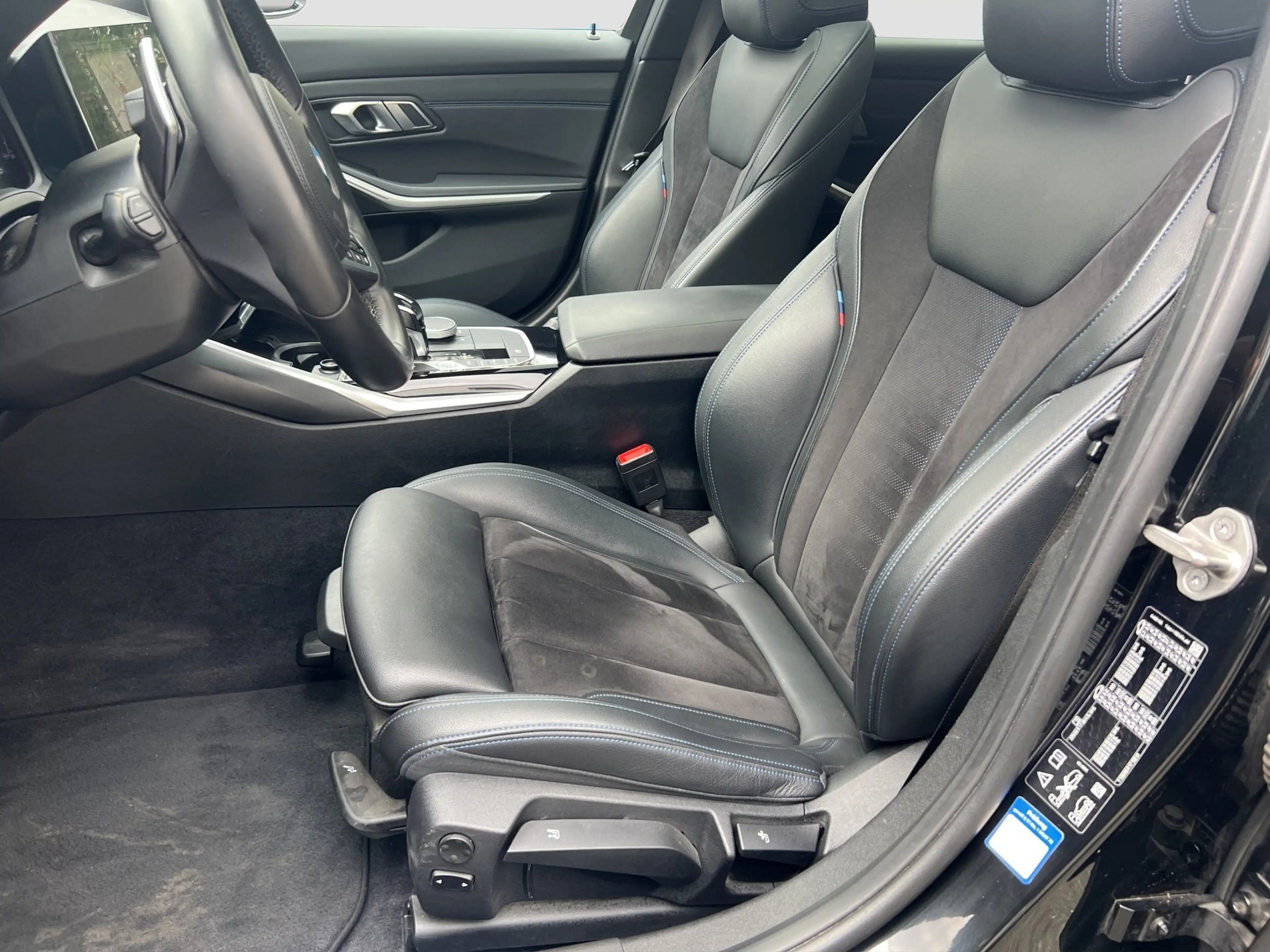 BMW M3 xDrive Limousine ACC Laser SD M-Technik — photo 11