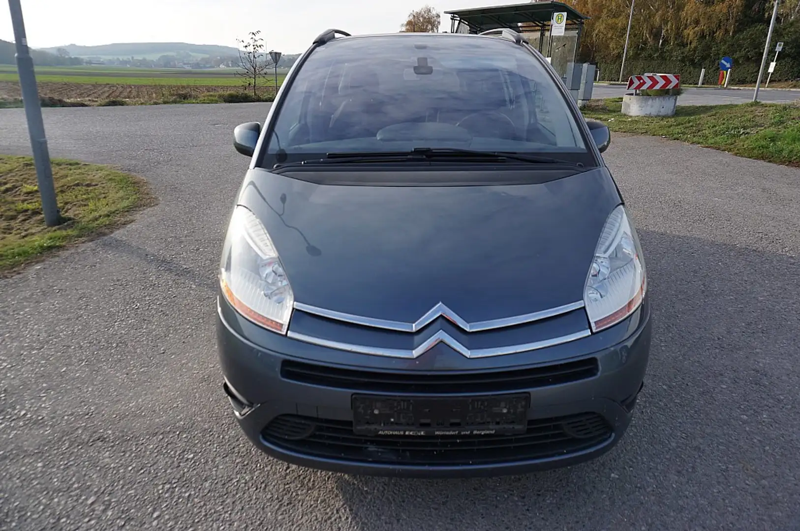 Citroen Grand C4 Picasso 1,6 16V eco 7-Sitzer Grigio - 1