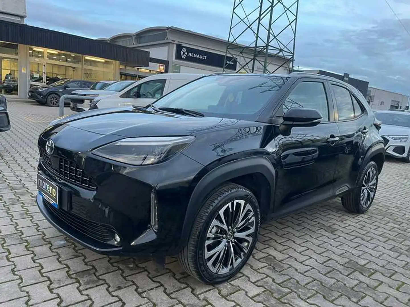 Toyota Yaris Cross 1.5h Lounge 116 CV e-cvt 2WD Nero - 1
