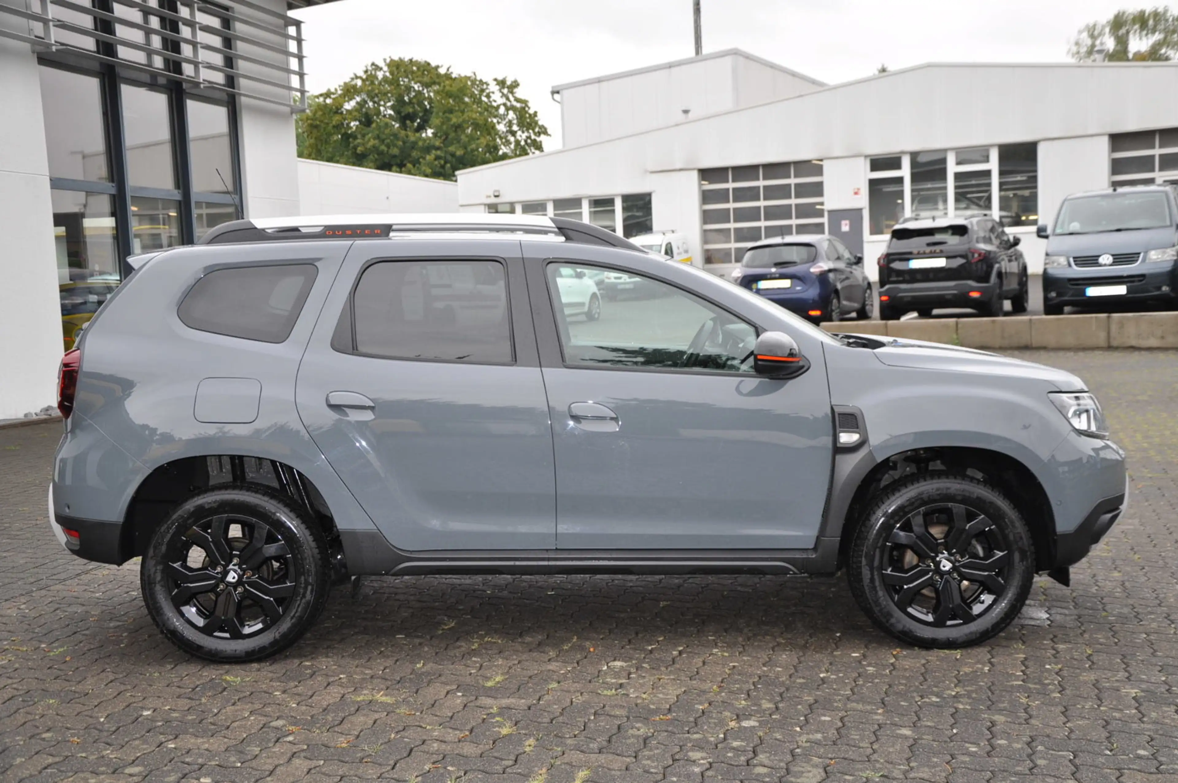 Dacia Duster Sondermodell Extreme TCe 150 EDC*PDC*NAV* — photo 5