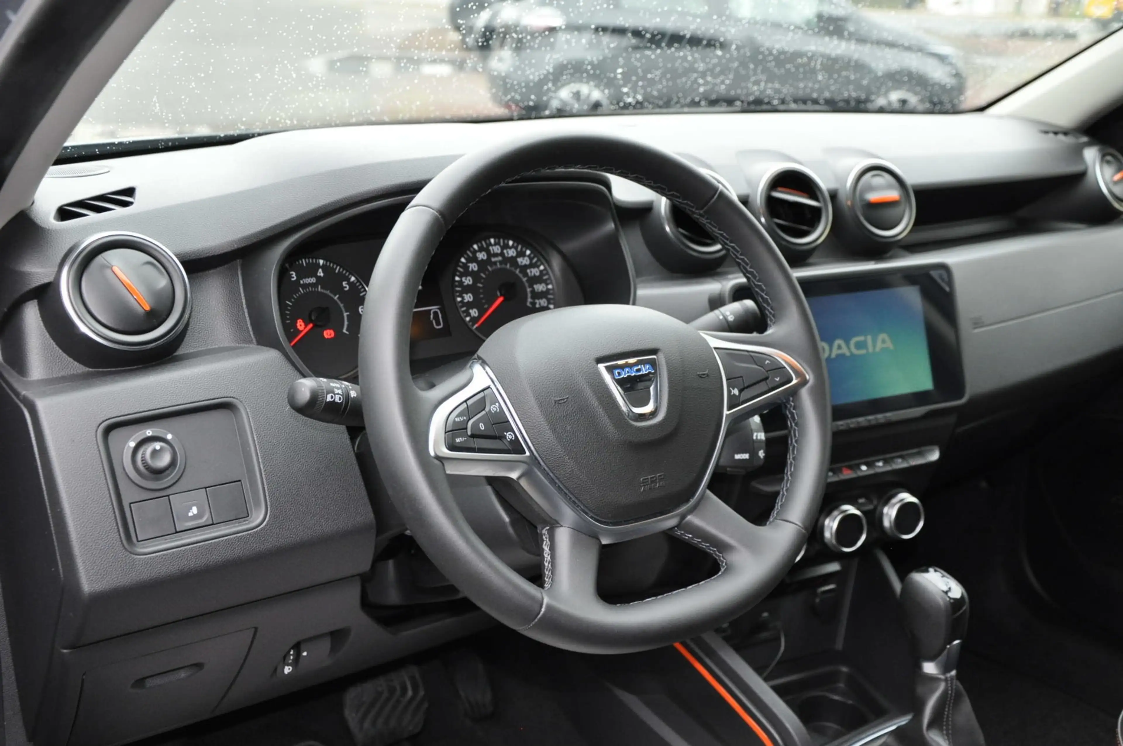 Dacia Duster Sondermodell Extreme TCe 150 EDC*PDC*NAV* — photo 10