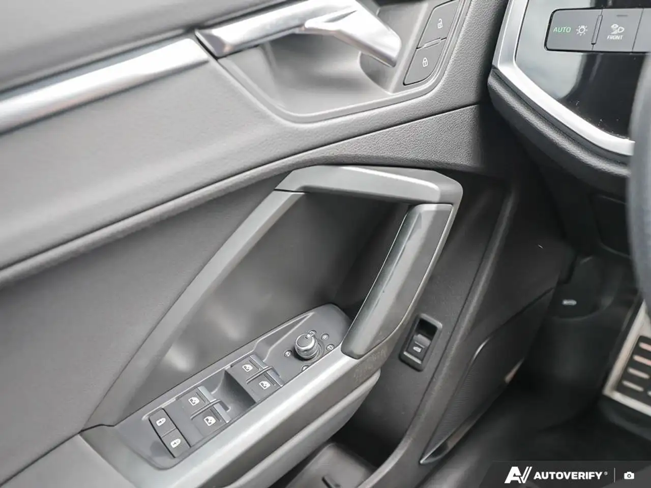 Audi Q3 fotografie Audi Q3