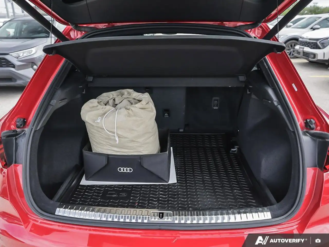 Audi Q3 fotografie Audi Q3