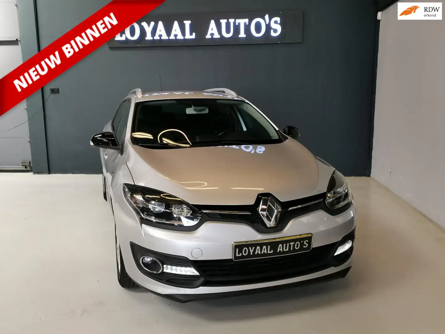 Renault Megane Estate 1.2 TCe Limited | NAVI | AIRCO | CRUISE | P Grijs - 1