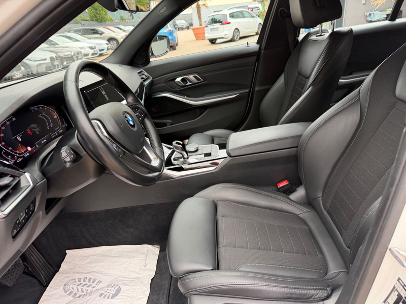 BMW 320 d Advantage Touring 2.Hand LED 8-Fach — photo 12