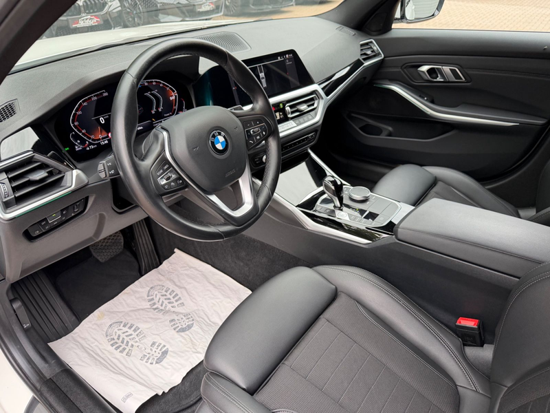 BMW 320 d Advantage Touring 2.Hand LED 8-Fach — photo 11